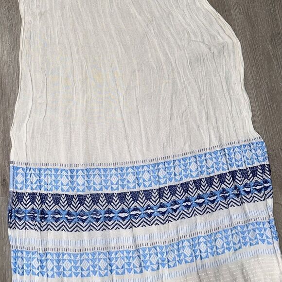 CALVIN KLEIN Cream & Blue with sparkle effect each end is different. - Picture 6 of 8